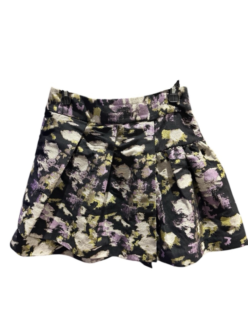 Banana Republic Black Floral Jacquard Pleated Mini Skirt, size 6